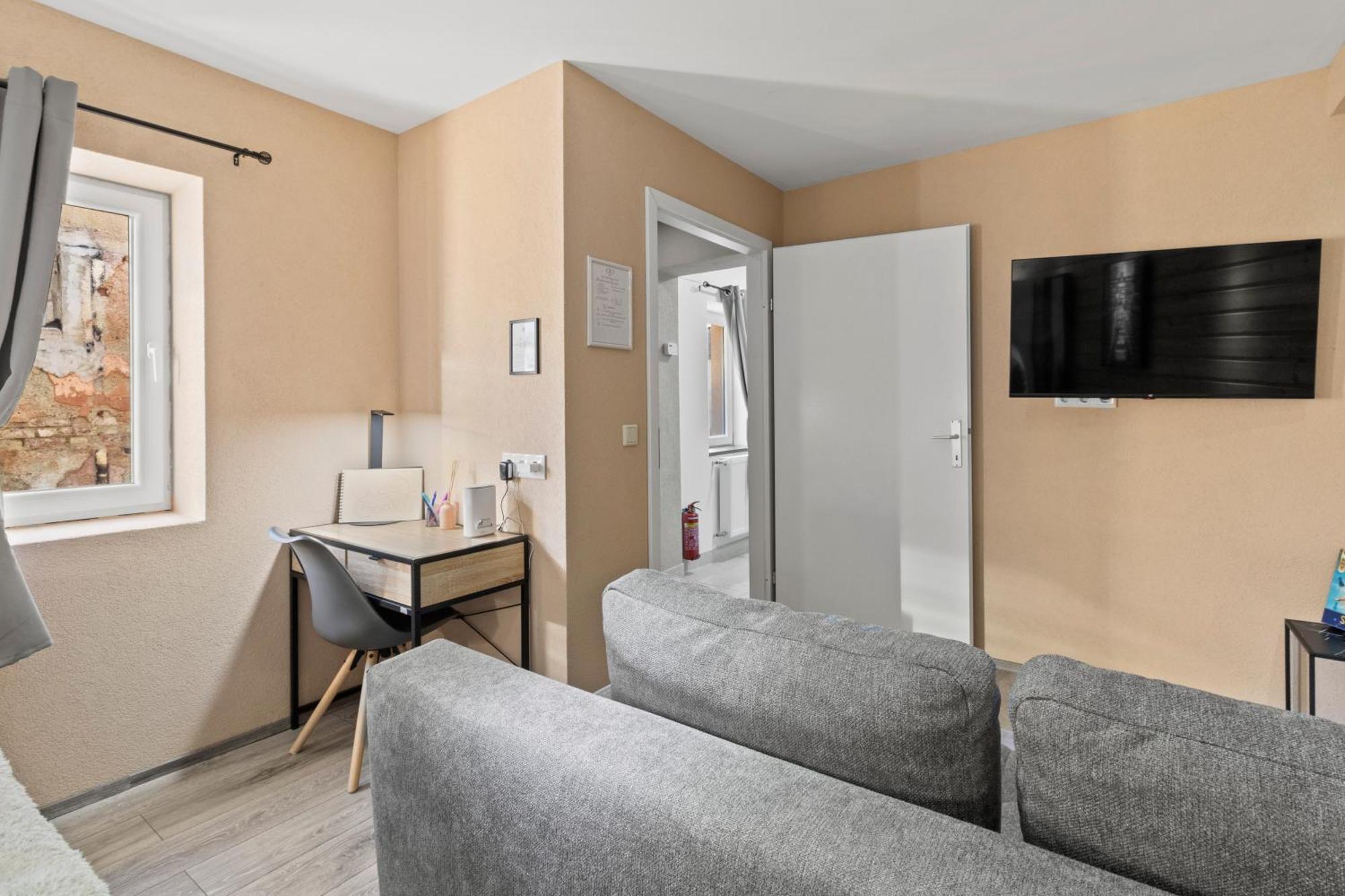 City & Air Link Nahe Flughafen Und Zentrum Apartament *